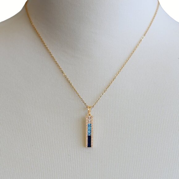 Vince Camuto blue ombre cz necklace - Picture 1 of 6